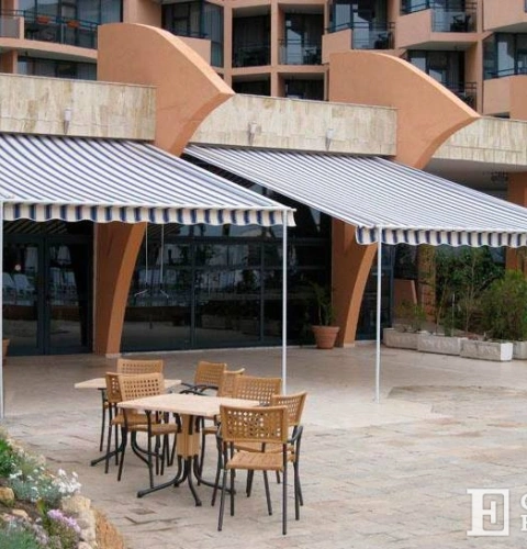 Сенници Широкоплощни 